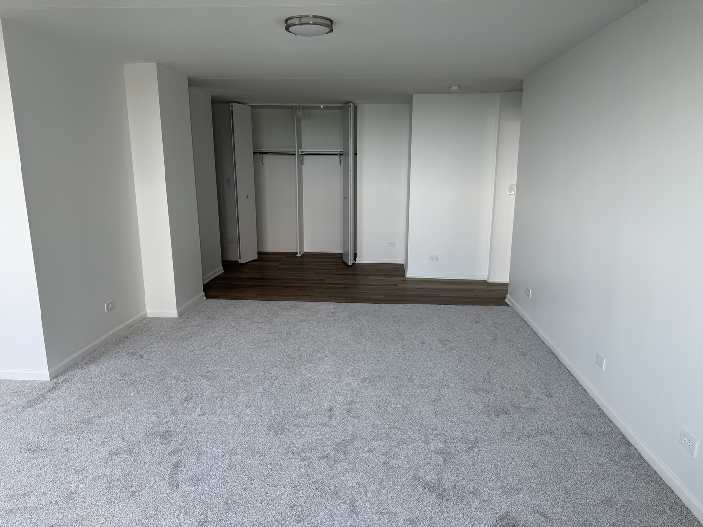 4850 South Lake Park Avenue, Unit 1508 Chicago, IL 60615 - Photo 10 of 21