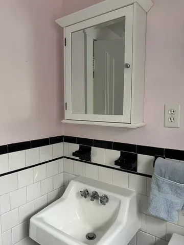 $3,100 | 28 Webb Street, Weymouth, MA 02188