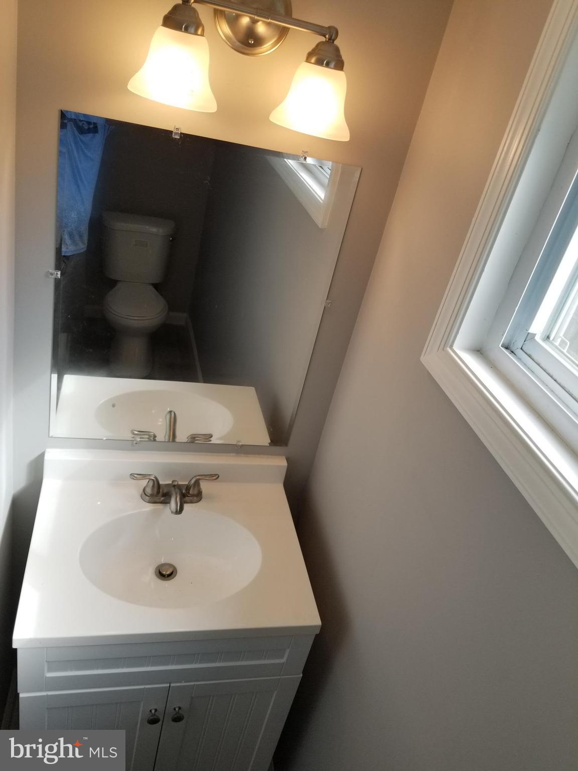 1748 Burnham Road Baltimore, MD 21222 - Photo 13 of 30 Interior (General)
