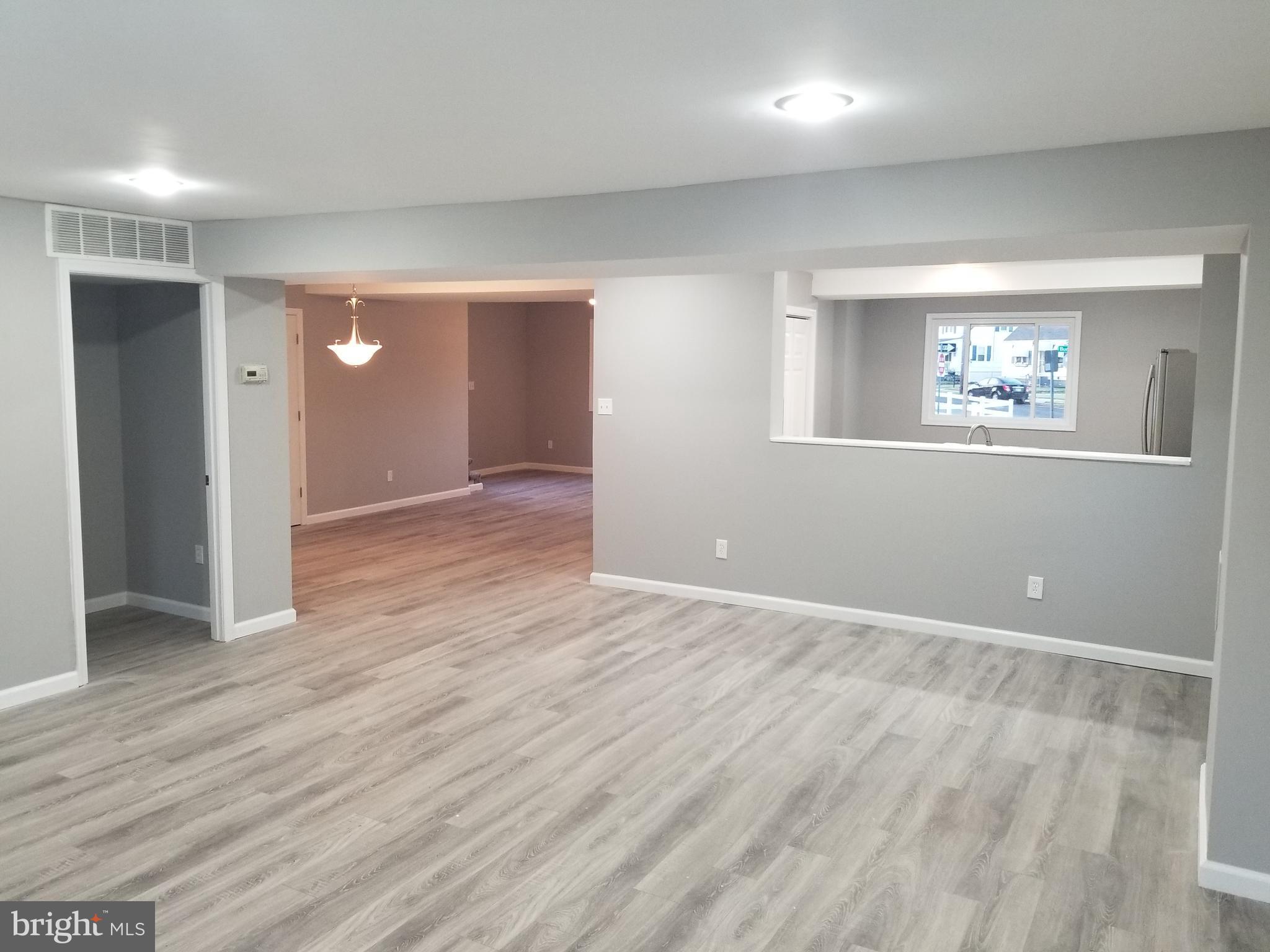 1748 Burnham Road Baltimore, MD 21222 - Photo 10 of 30 Family Room