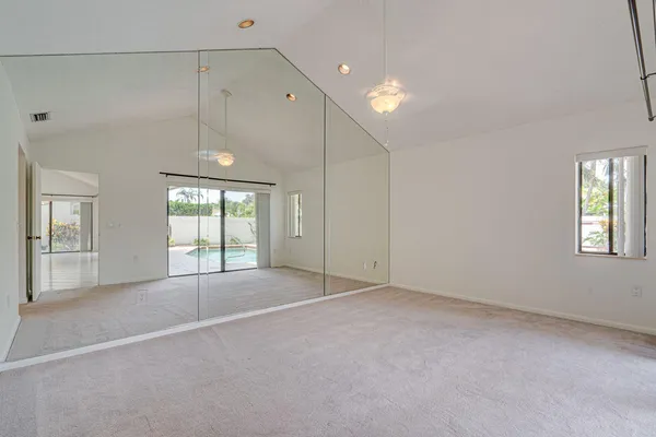 $4,200 | 223 East River Park Drive, Jupiter, FL 33477