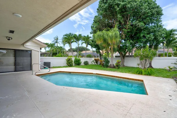 $4,200 | 223 East River Park Drive, Jupiter, FL 33477