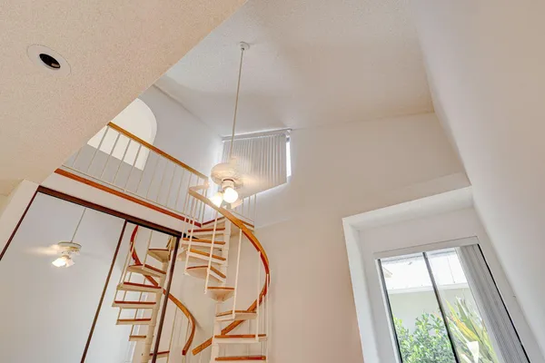 $4,200 | 223 East River Park Drive, Jupiter, FL 33477