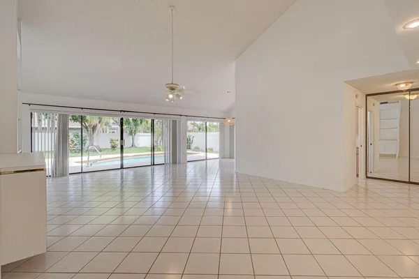 $4,200 | 223 East River Park Drive, Jupiter, FL 33477