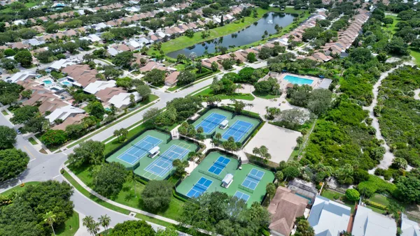 $4,200 | 223 East River Park Drive, Jupiter, FL 33477
