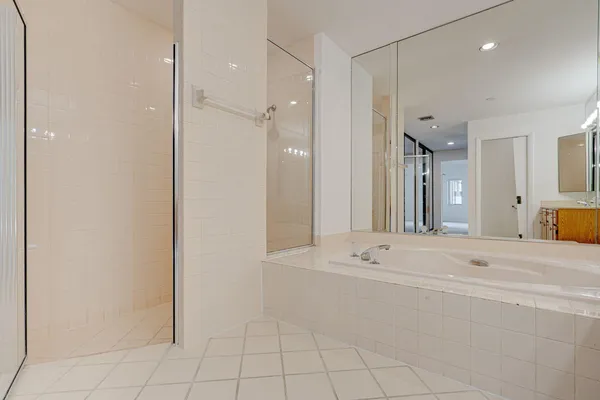 $4,200 | 223 East River Park Drive, Jupiter, FL 33477