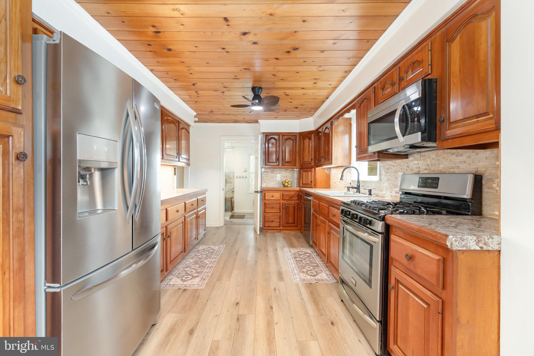 502 Celebration Hill Road Biglerville, PA 17307 - Photo 7 of 67