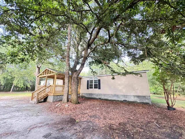 $325,000 | 3486 Rehoboth Road, Cottageville, SC 29435