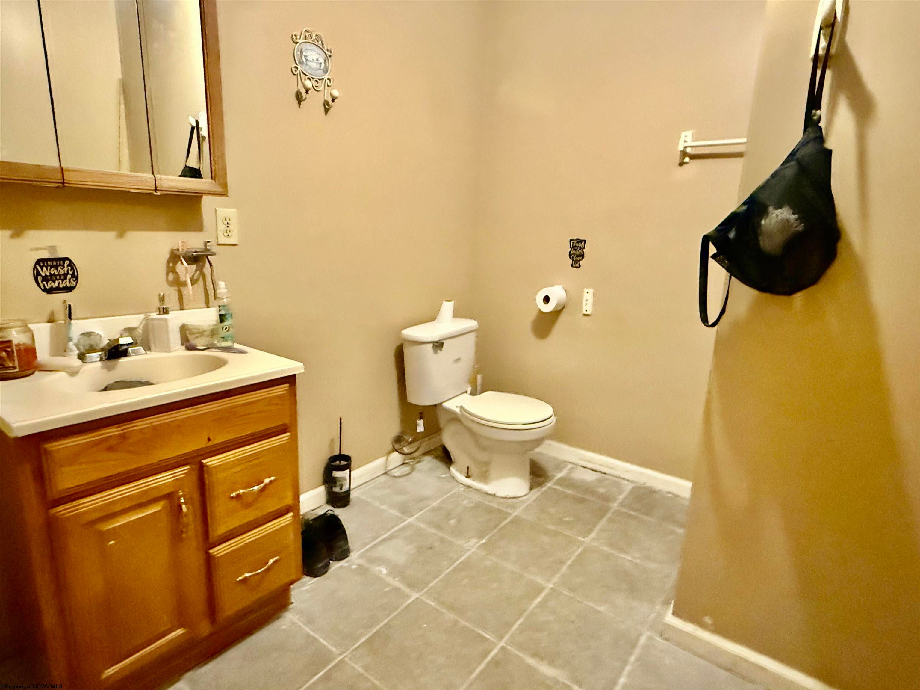 8613 Georgetown Road Walkersville, WV 26447 - Photo 17 of 26 Gallery Image 17
