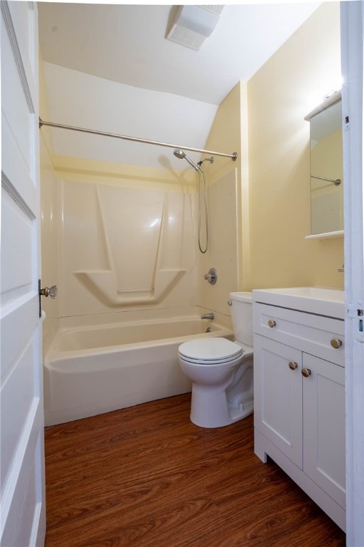 73 Gold Street Rochester, NY 14620 - Photo 22 of 26 Bathroom upstairs