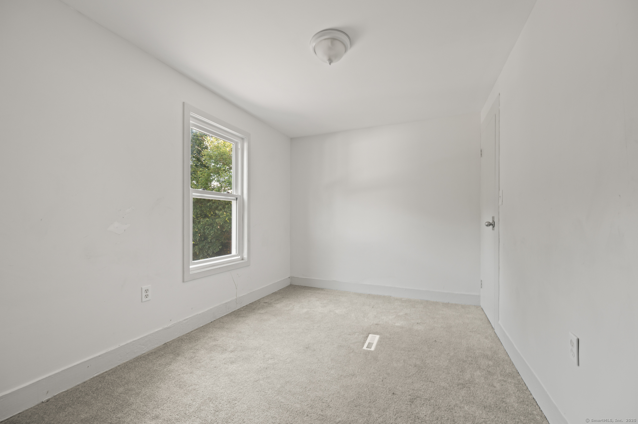 14 Church Street Beacon Falls, CT 06403 - Photo 11 of 40