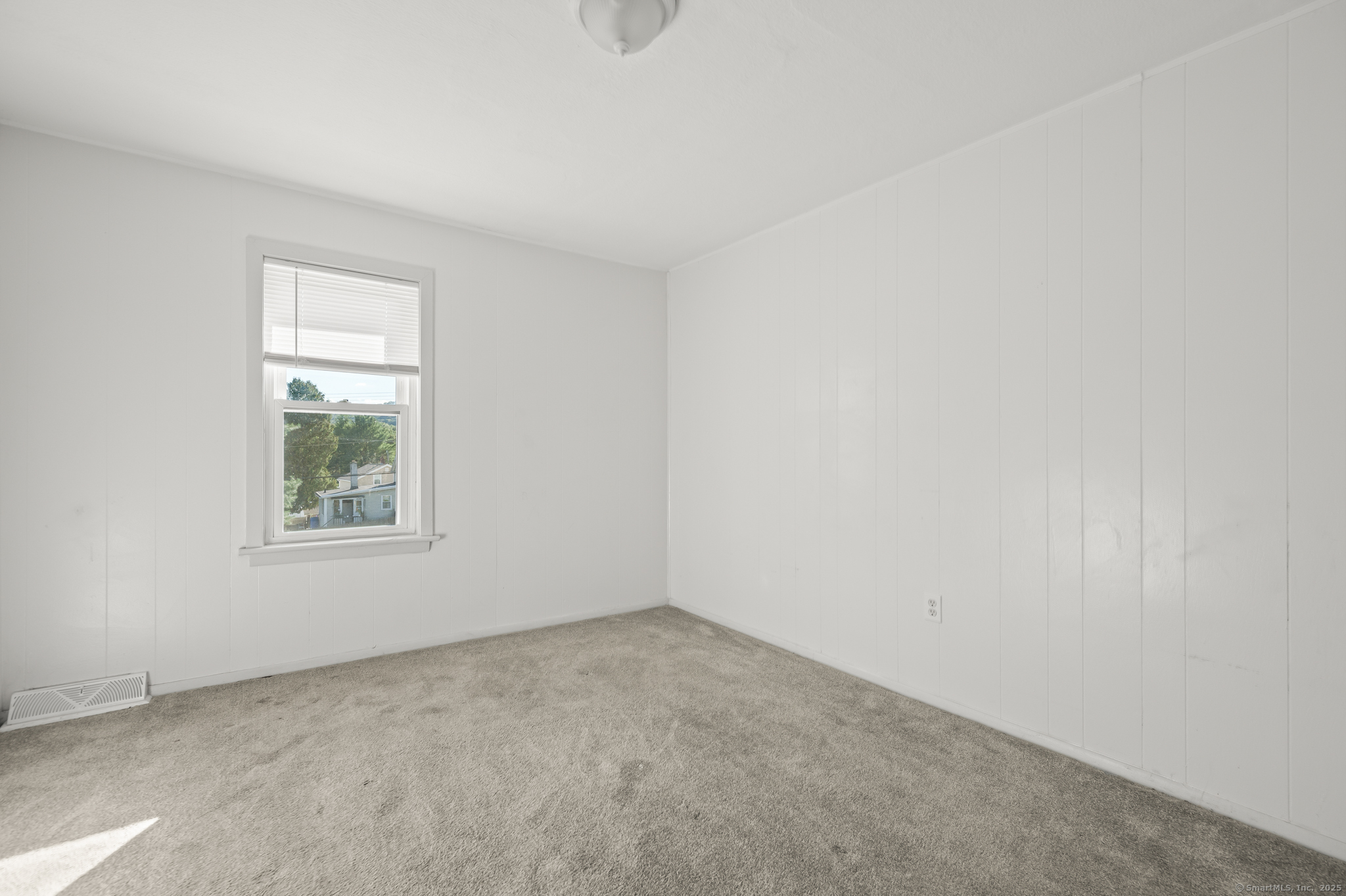 14 Church Street Beacon Falls, CT 06403 - Photo 9 of 40