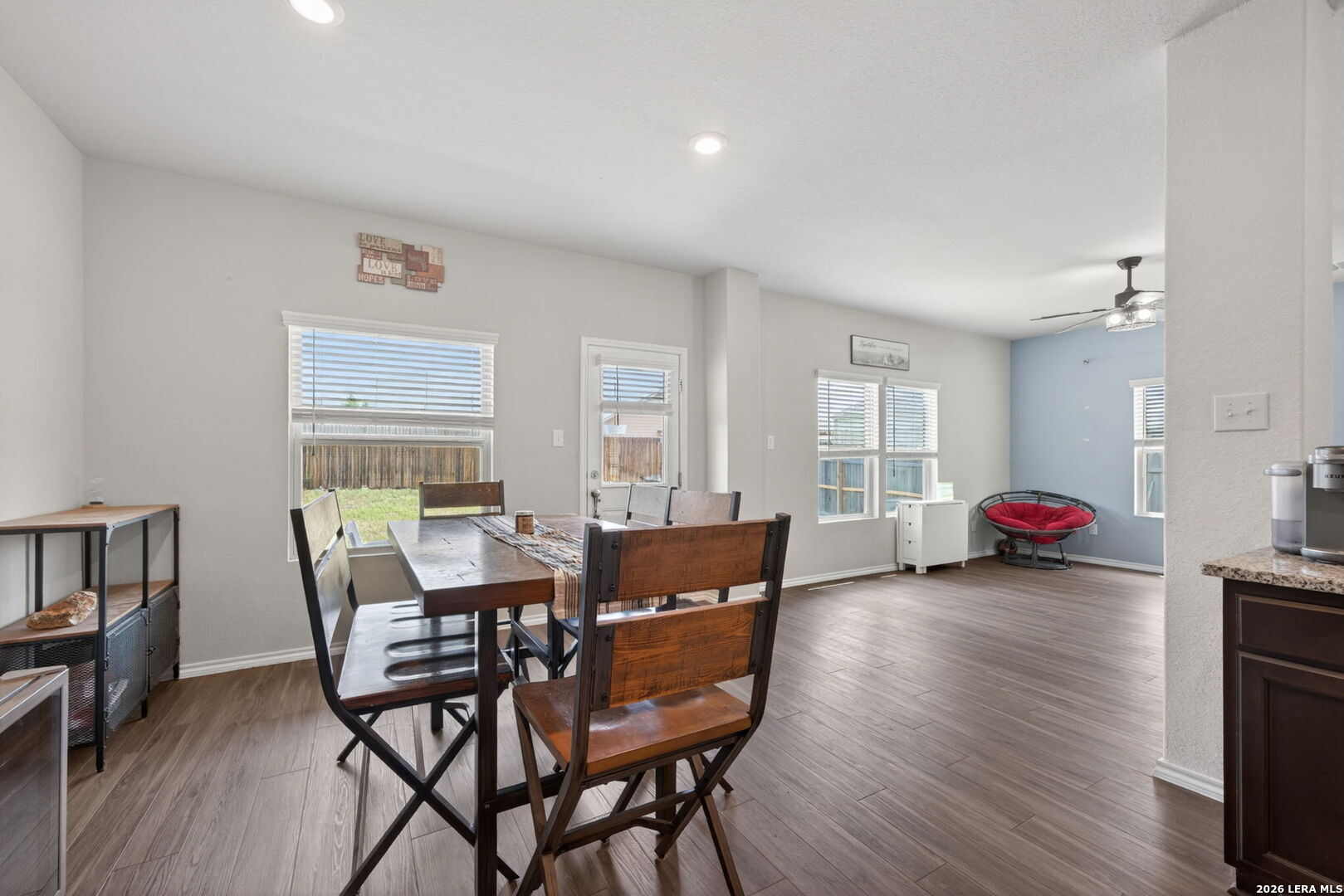 5910 Frisbee Path Converse, TX 78109 - Photo 11 of 29