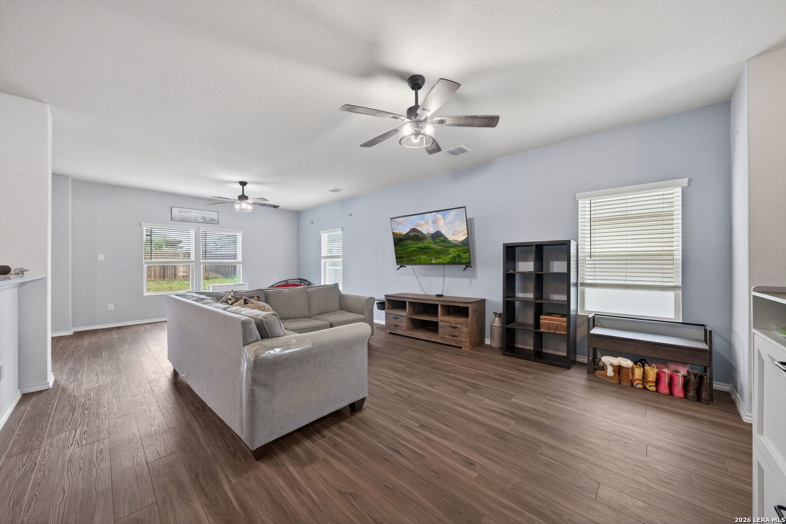 5910 Frisbee Path Converse, TX 78109 - Photo 5 of 29