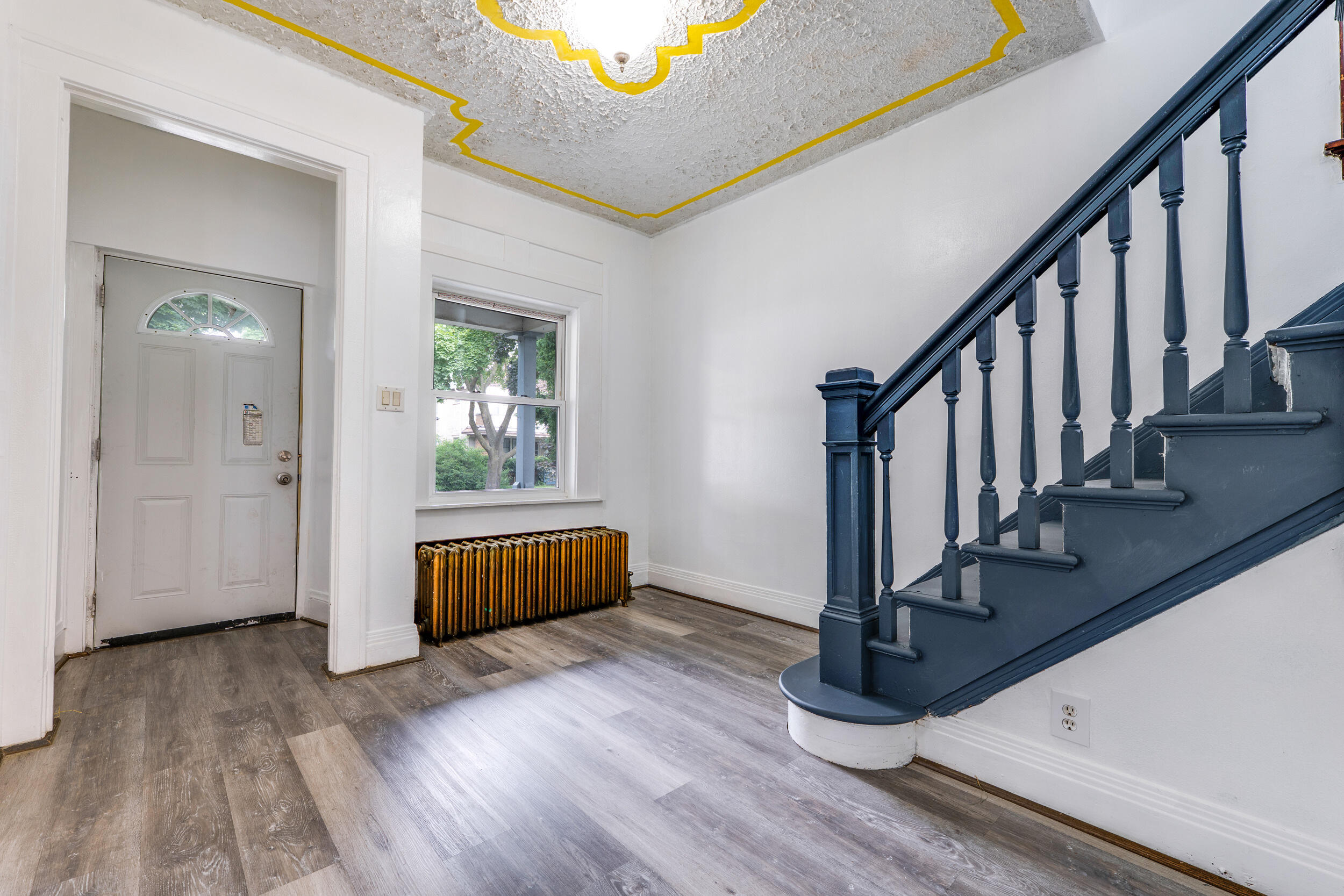 734 South 30th Street Milwaukee, WI 53215 - Photo 3 of 20 Photo 2