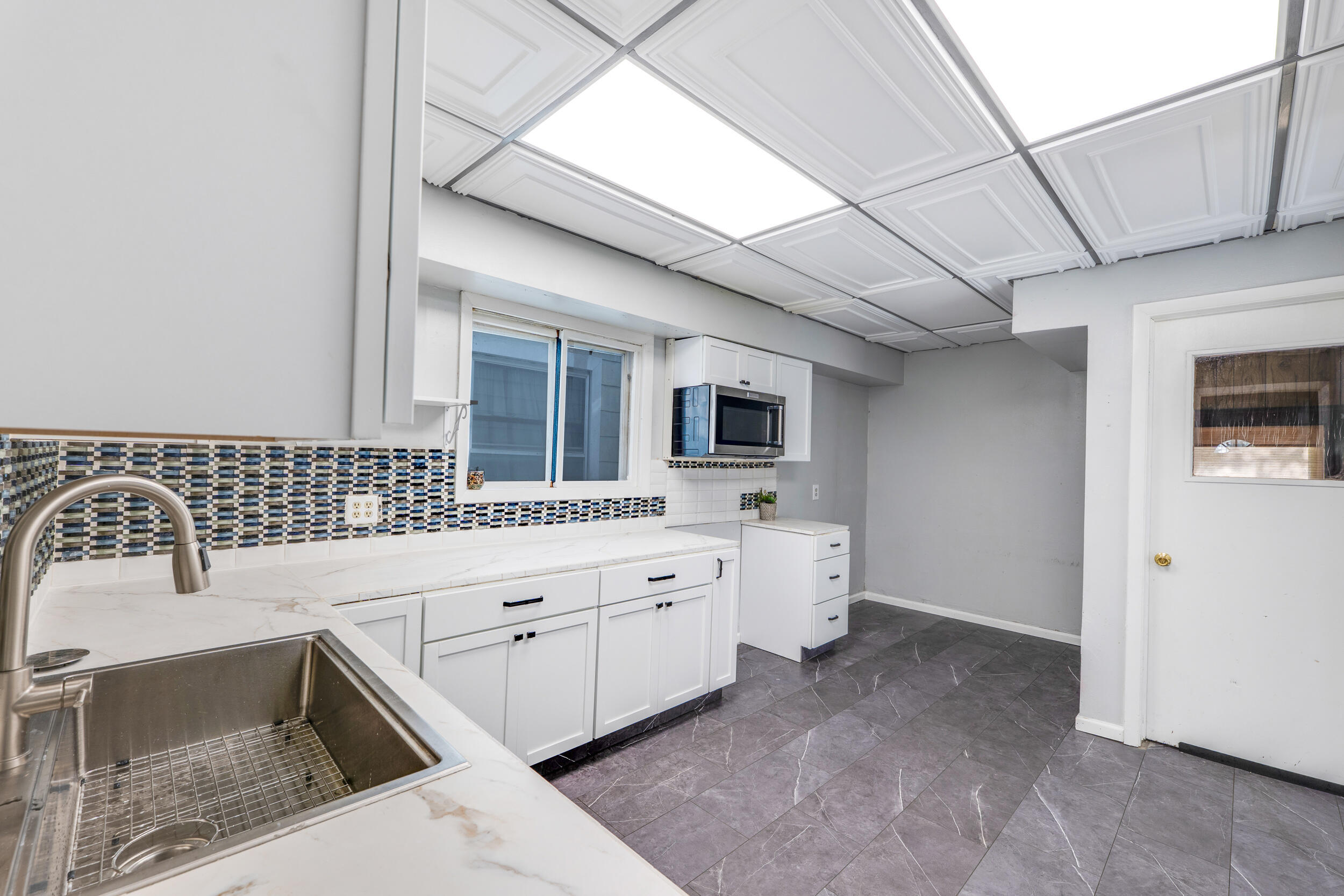 734 South 30th Street Milwaukee, WI 53215 - Photo 4 of 20 Photo 3