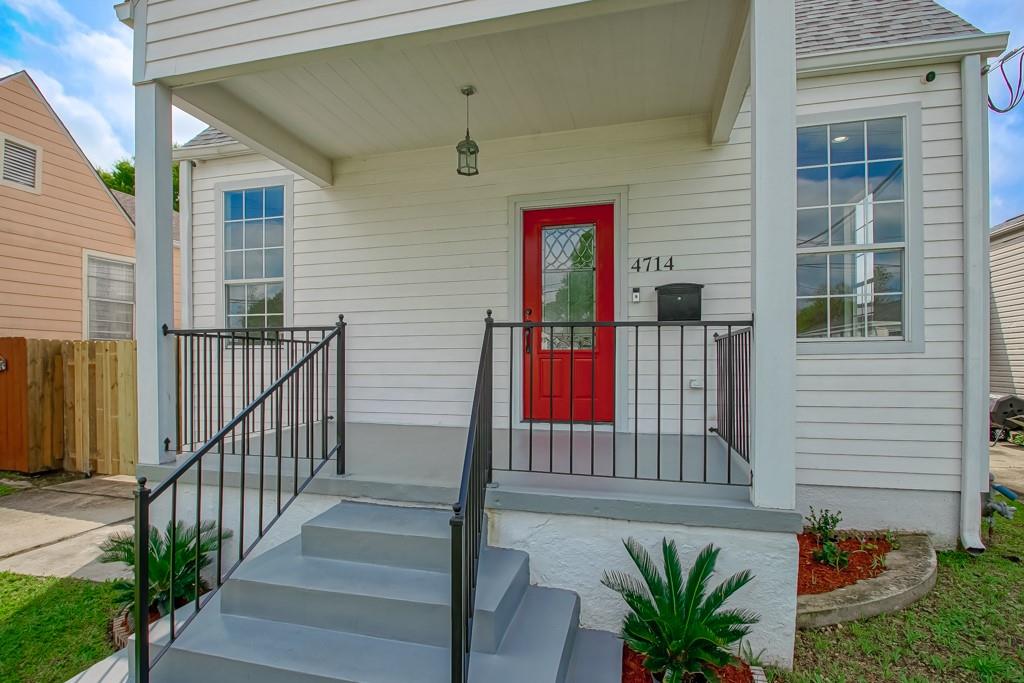 4714 Annette Street New Orleans, LA 70122 - Photo 3 of 32