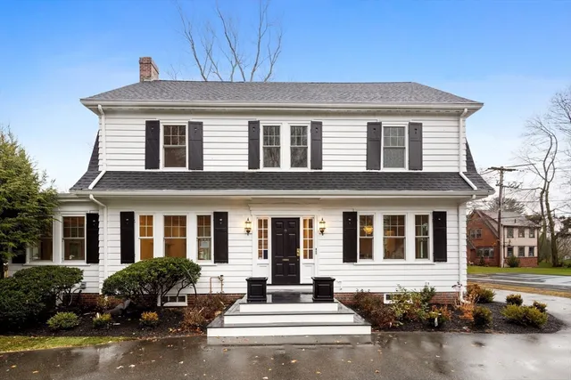 $1,549,000 | 695 Salem Street, Lynnfield, MA 01940