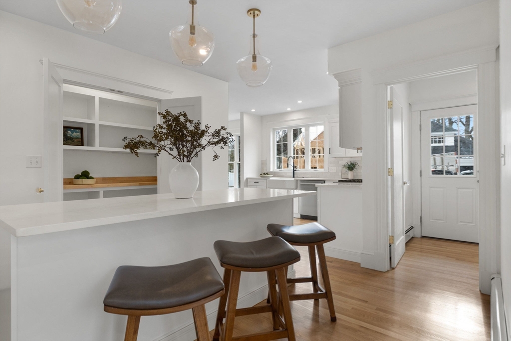 695 Salem Street Lynnfield, MA 01940 - Photo 13 of 35