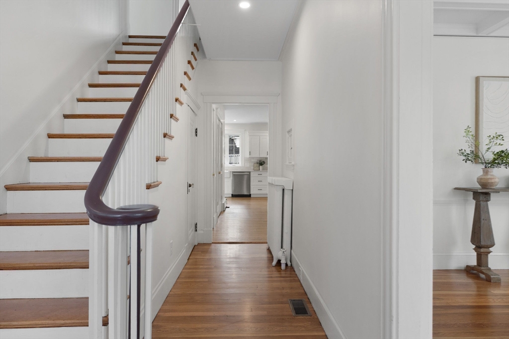 695 Salem Street Lynnfield, MA 01940 - Photo 18 of 35