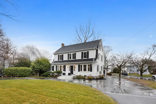 $1,549,000 | 695 Salem Street, Lynnfield, MA 01940