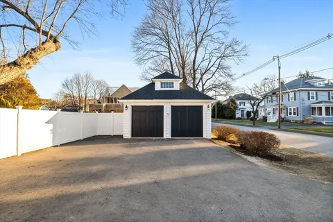 $1,549,000 | 695 Salem Street, Lynnfield, MA 01940