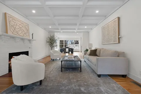 $1,549,000 | 695 Salem Street, Lynnfield, MA 01940