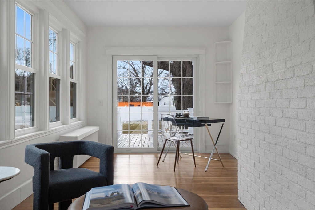 695 Salem Street Lynnfield, MA 01940 - Photo 5 of 35