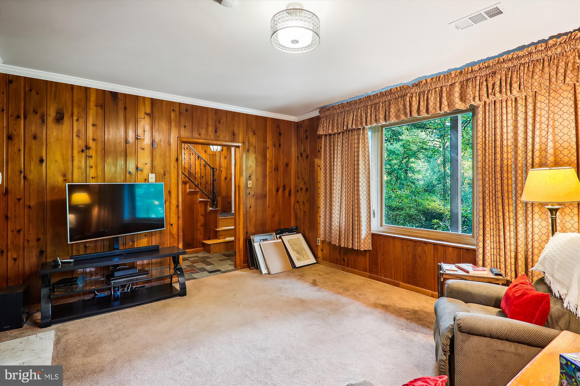 2620 Cool Spring Road Adelphi, MD 20783 - Photo 10 of 81 Large picture window