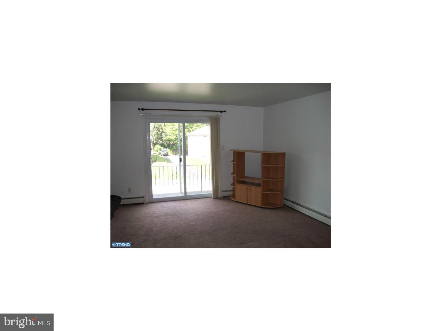 843 Garrett Lane Springfield, PA 19064 - Photo 2 of 10 Unit #1