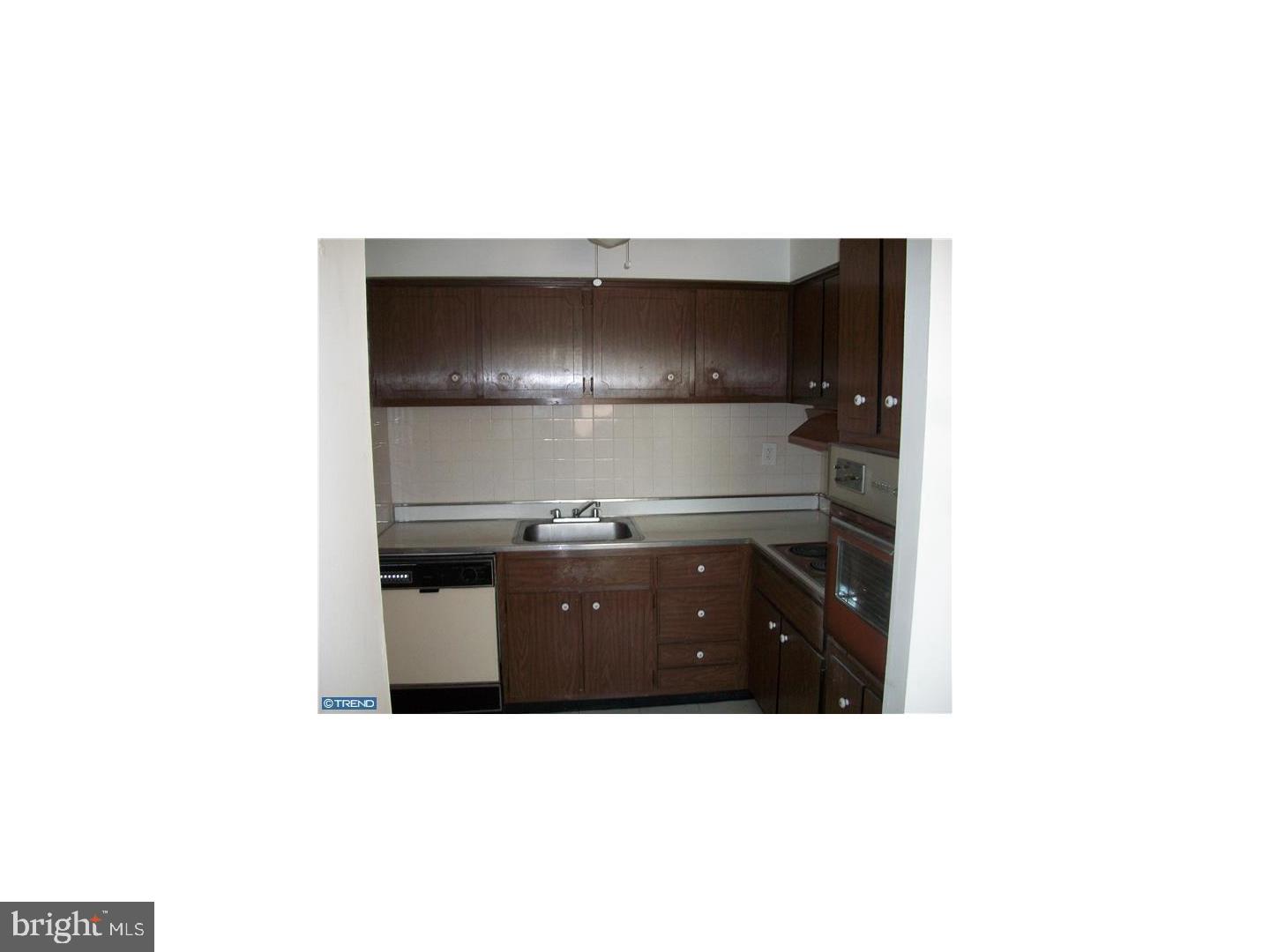 843 Garrett Lane Springfield, PA 19064 - Photo 4 of 10 Unit #3