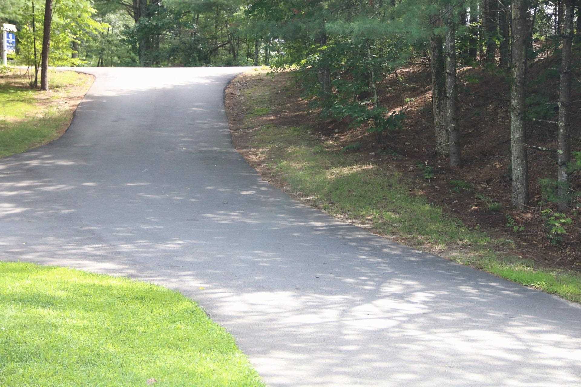 30 Tallant Road Pelham, NH 03076 - Photo 3 of 13