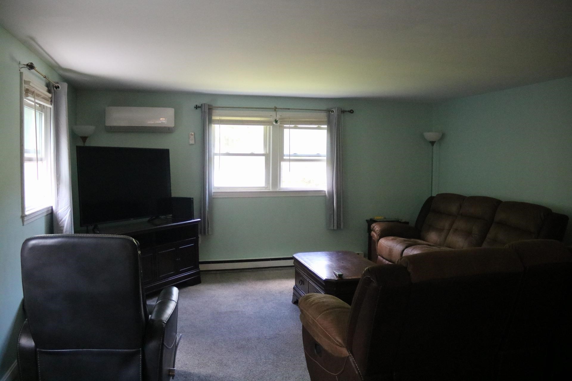 30 Tallant Road Pelham, NH 03076 - Photo 7 of 13