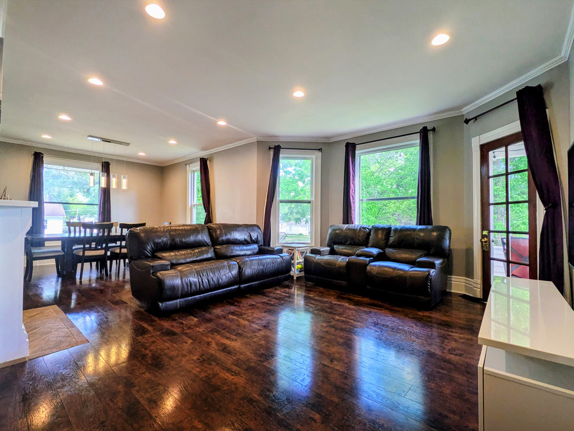 407 South Cherry Street Morrison, IL 61270 - Photo 7 of 23