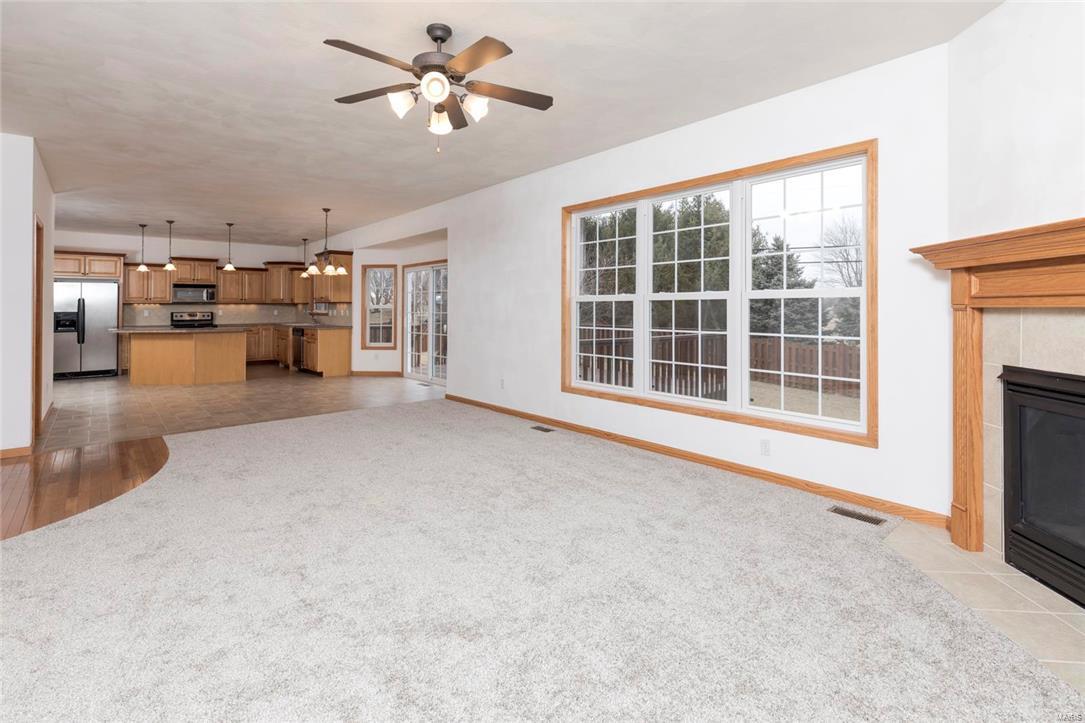 1714 Riviera Lane O'Fallon, IL 62269 - Photo 9 of 43 Gallery Image 9