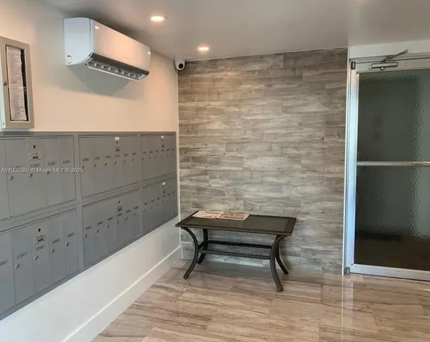 $1,850 | 3181 South Ocean Drive, Unit 306, Hallandale Beach, FL 33009