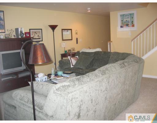 2211 Timber Ridge Court Sayreville, NJ 08859 - Photo 6 of 8