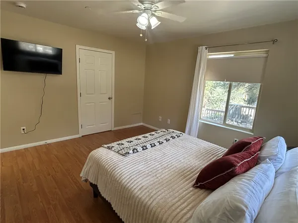 $2,300 | 15425 Live Oak Way, Pine Mountain Club, CA 93222