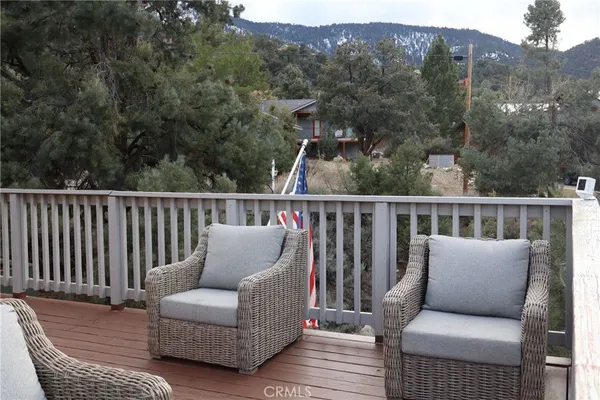 $2,300 | 15425 Live Oak Way, Pine Mountain Club, CA 93222