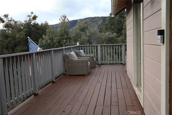 $2,300 | 15425 Live Oak Way, Pine Mountain Club, CA 93222