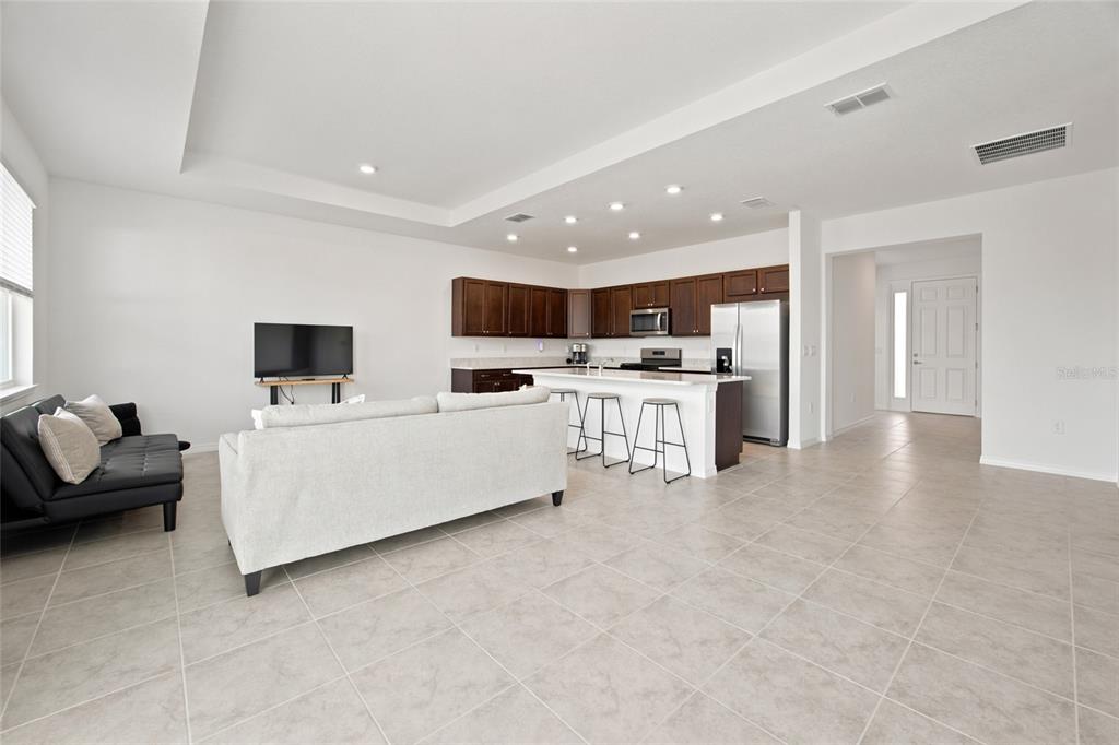 7227 Southwest 58th Place Road Ocala, FL 34474 - Photo 5 of 38