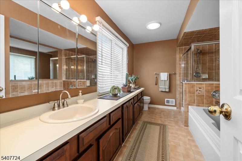 52 Manor Square Sparta, NJ 07871 - Photo 22 of 48