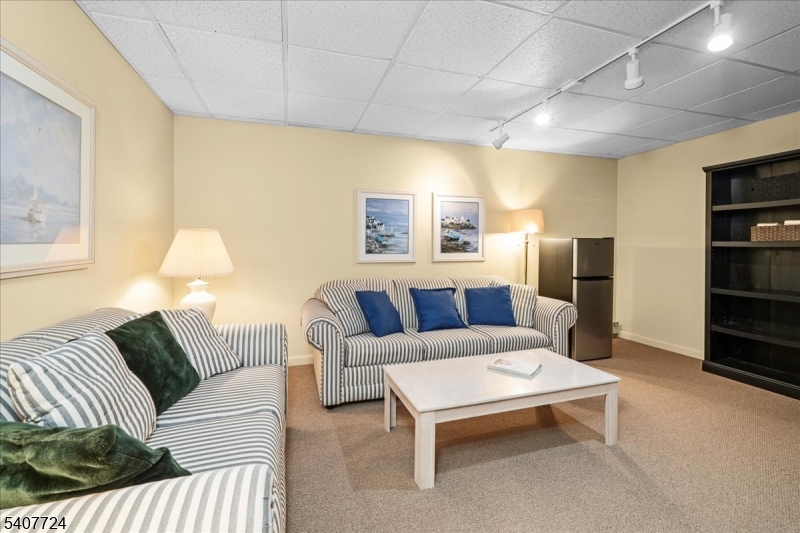 52 Manor Square Sparta, NJ 07871 - Photo 39 of 48