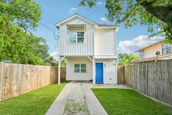 $250,000 | 210 Garrotsville Street, Houston, TX 77022