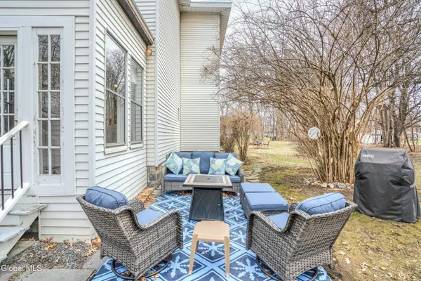 $375,000 | 14 Dale Street, Voorheesville, NY 12186