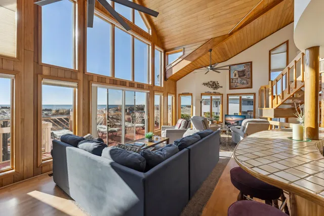 $4,750,000 | 10 92nd Street, Unit A, Stone Harbor, NJ 08247