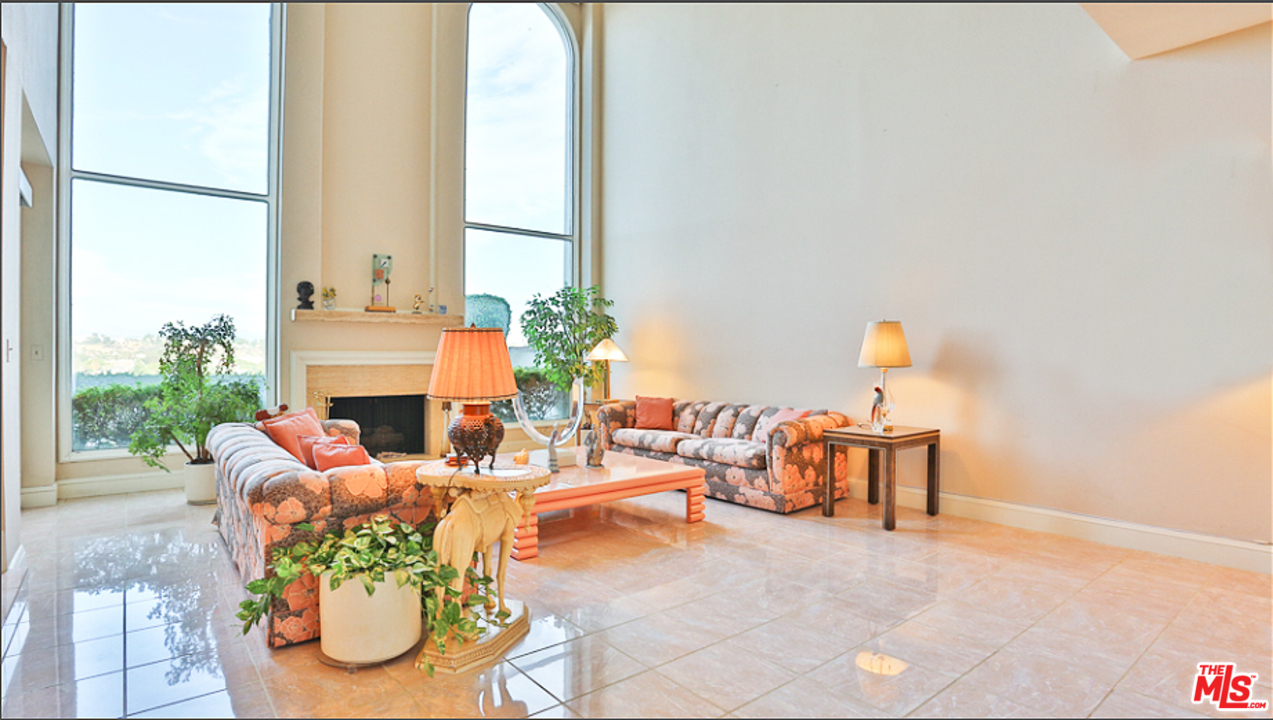 12307 Ridge Circle Los Angeles, CA 90049 - Photo 7 of 27