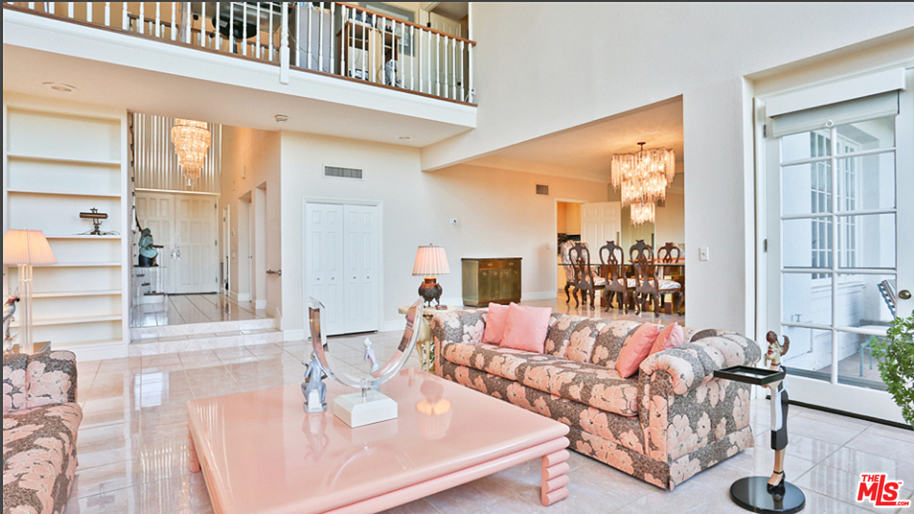 12307 Ridge Circle Los Angeles, CA 90049 - Photo 8 of 27