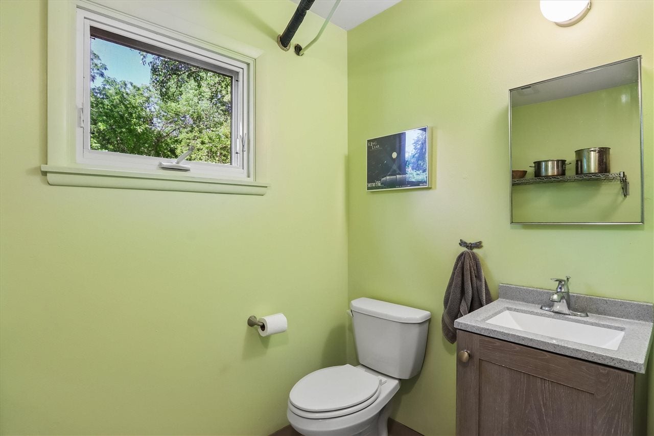 1429 Glendale Road Iowa City, IA 52245 - Photo 21 of 36 Gallery Image 21