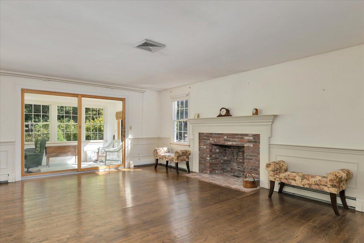 334 Midpine Road Cummaquid, MA 02675 - Photo 13 of 29 24-334Mid-125